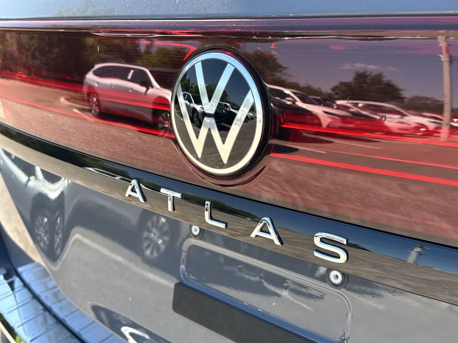 Thumbnail: 2026 Volkswagen Atlas - 11