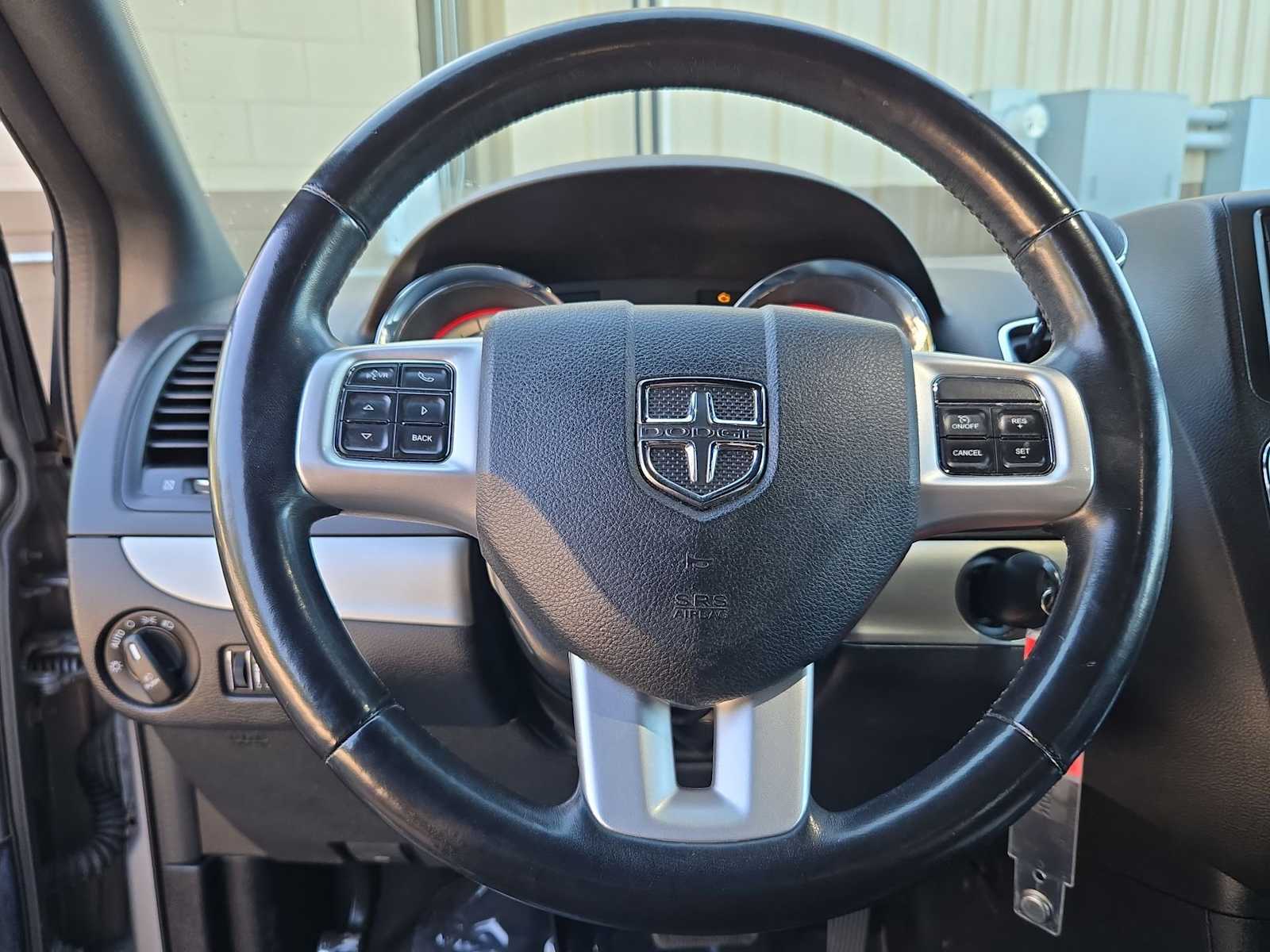 Thumbnail: 2019 Dodge Grand Caravan - 22