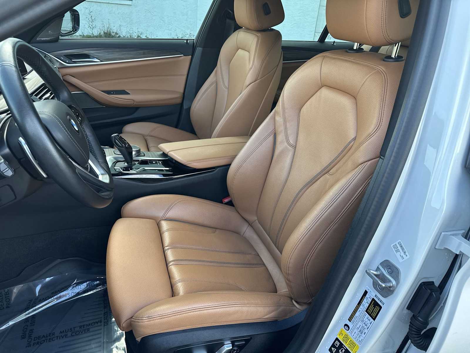 Thumbnail: 2023 BMW 5 Series - 15