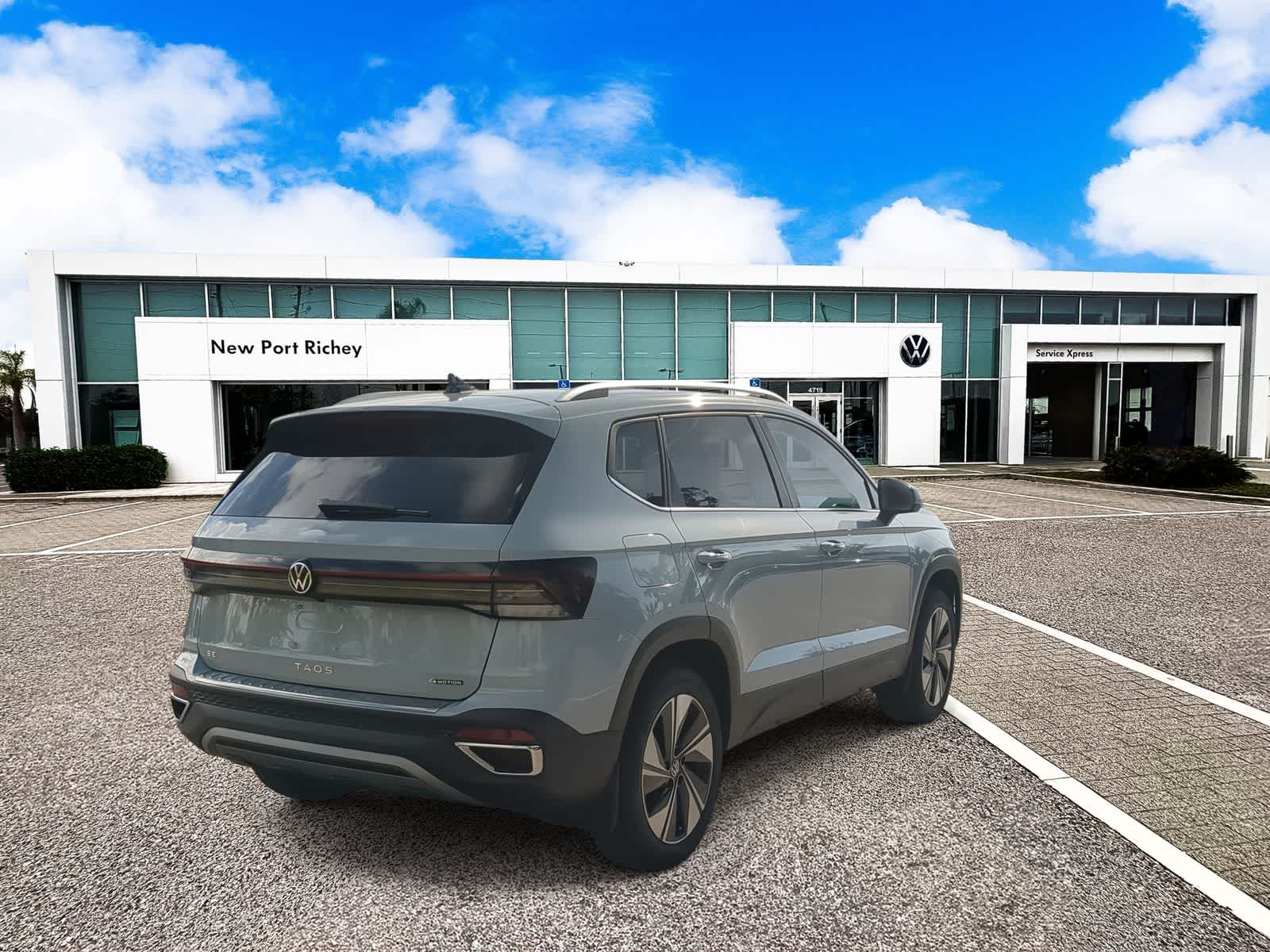 Thumbnail: 2025 Volkswagen Taos - 8