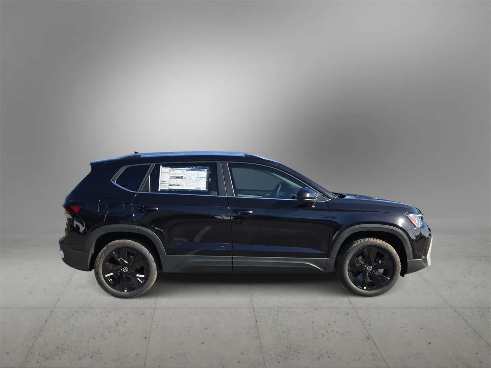 Thumbnail: 2025 Volkswagen Taos - 9