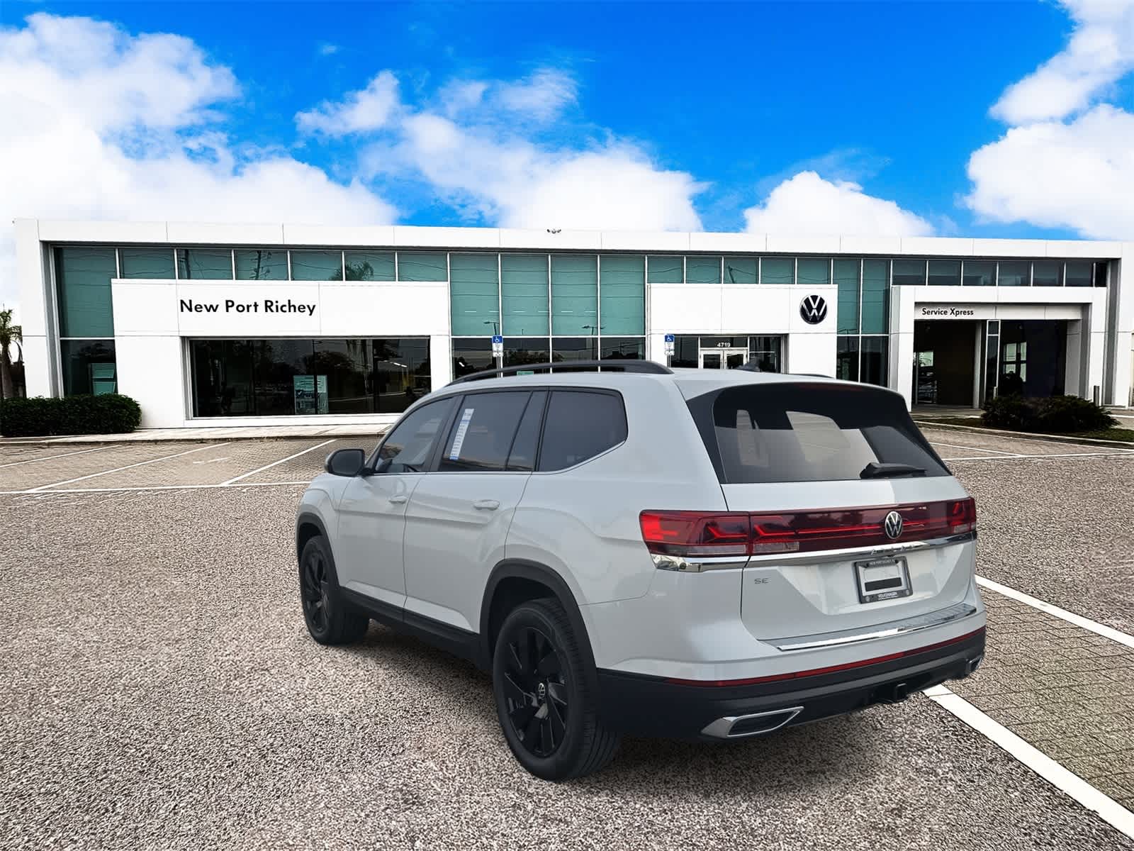 Thumbnail: 2026 Volkswagen Atlas - 6