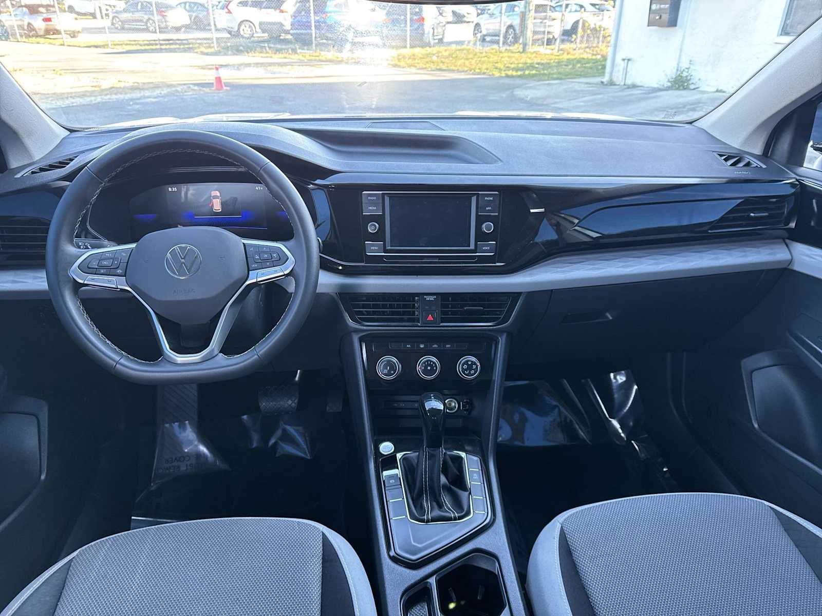 Thumbnail: 2023 Volkswagen Taos - 22