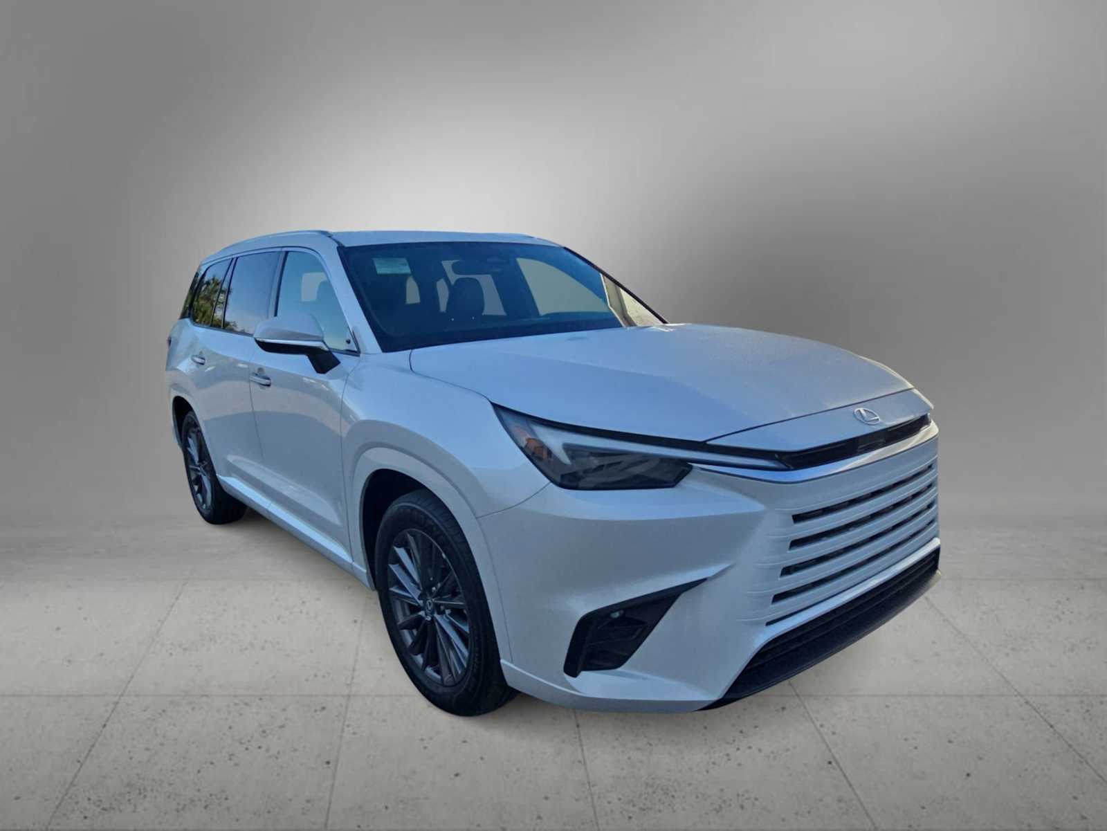 Thumbnail: 2025 Lexus TX - 2