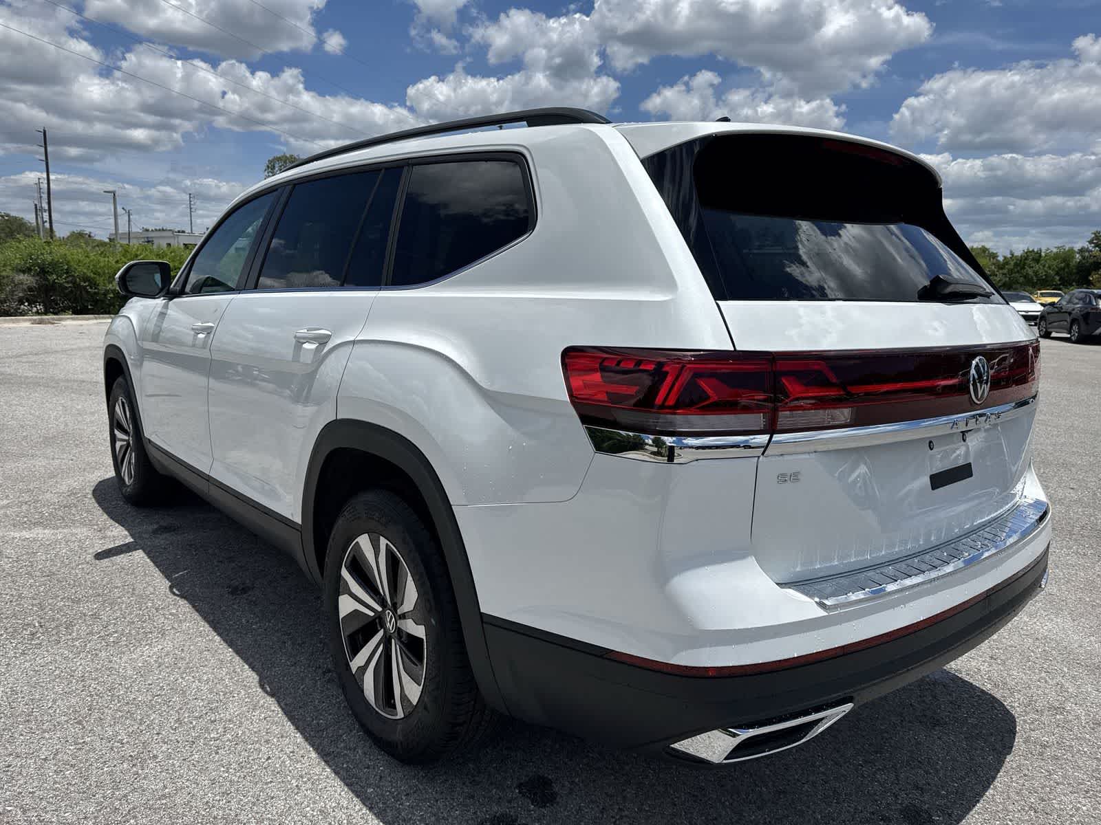 Thumbnail: 2026 Volkswagen Atlas - 4