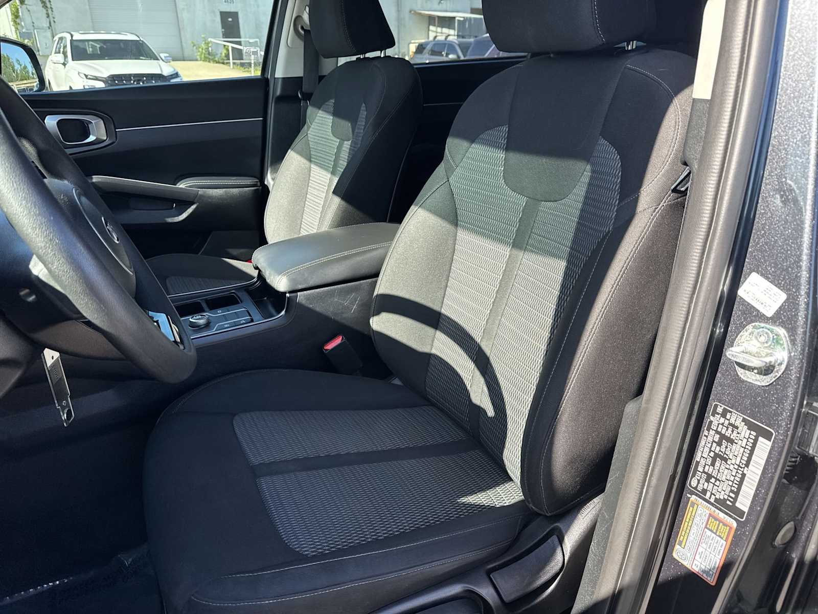 Thumbnail: 2021 Kia Sorento - 18