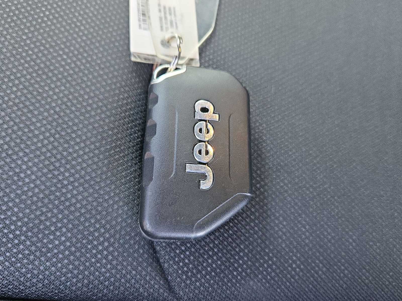 Thumbnail: 2020 Jeep Wrangler - 30