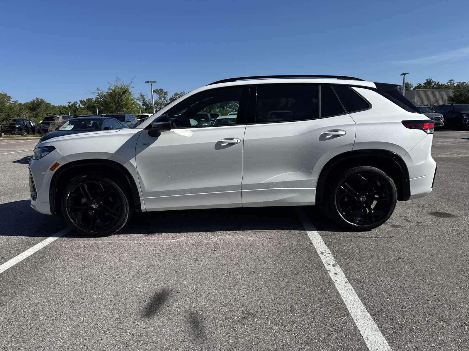 Thumbnail: 2026 Volkswagen Tiguan - 3