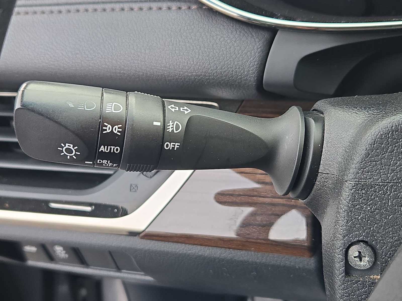 Thumbnail: 2014 Toyota Avalon - 26