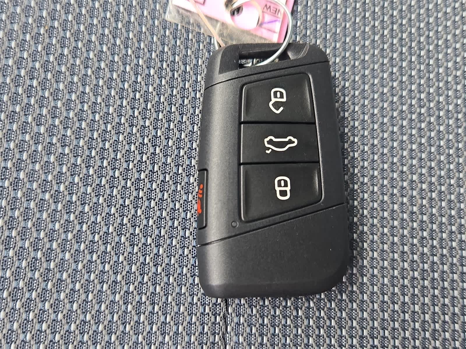 Thumbnail: 2025 Volkswagen Taos - 34