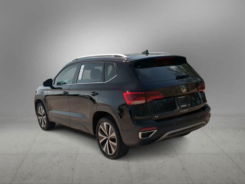 2022 Volkswagen Taos SE 6