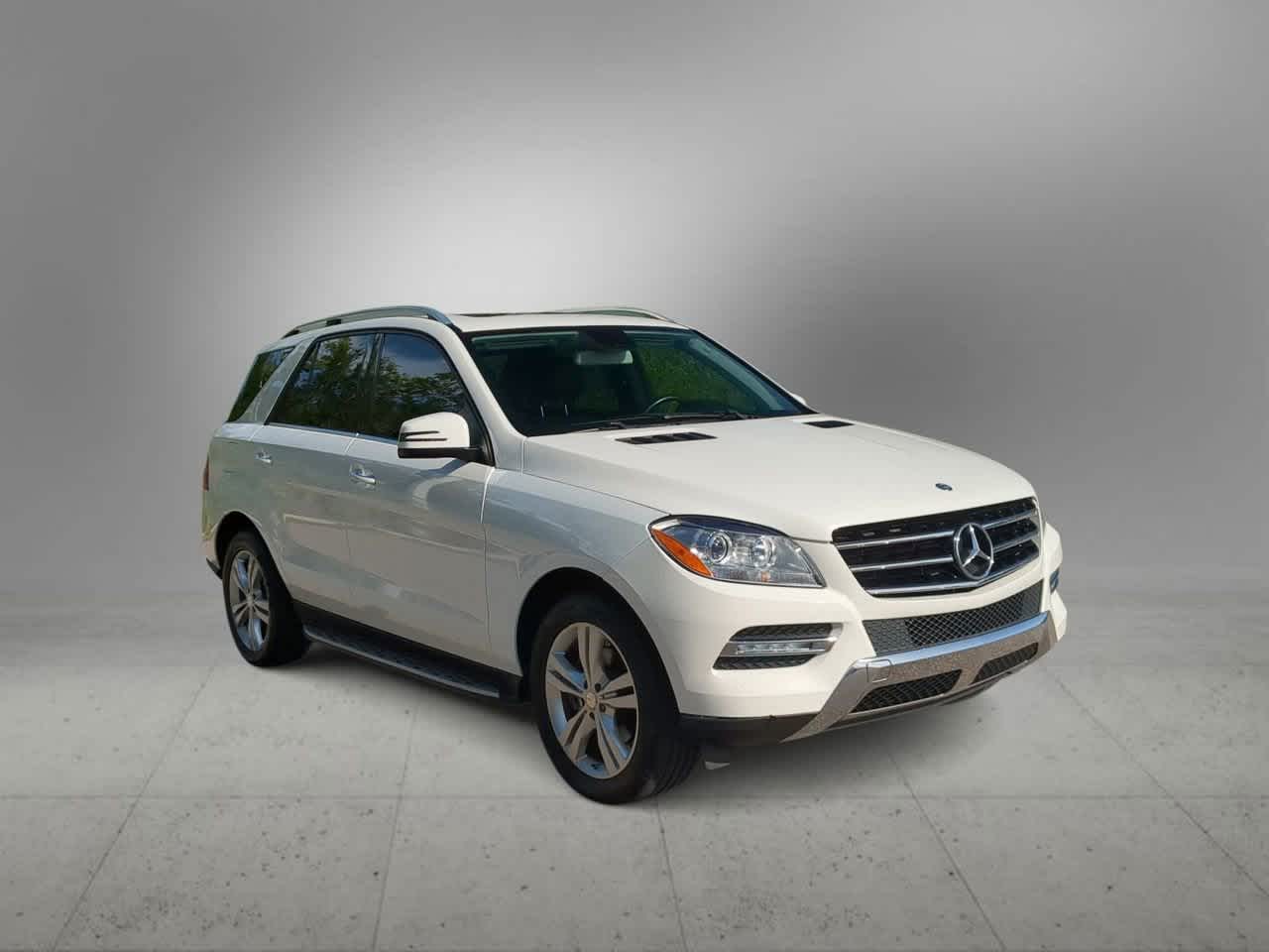 Thumbnail: 2015 Mercedes-Benz M-Class - 2