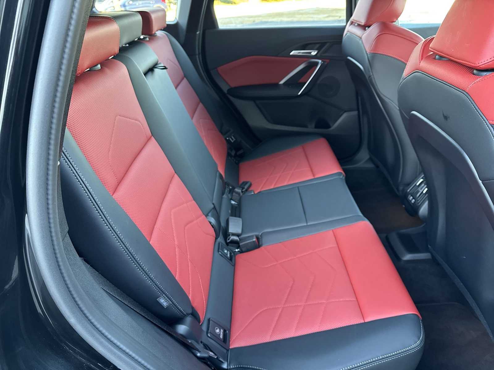 Thumbnail: 2025 BMW X1 - 19