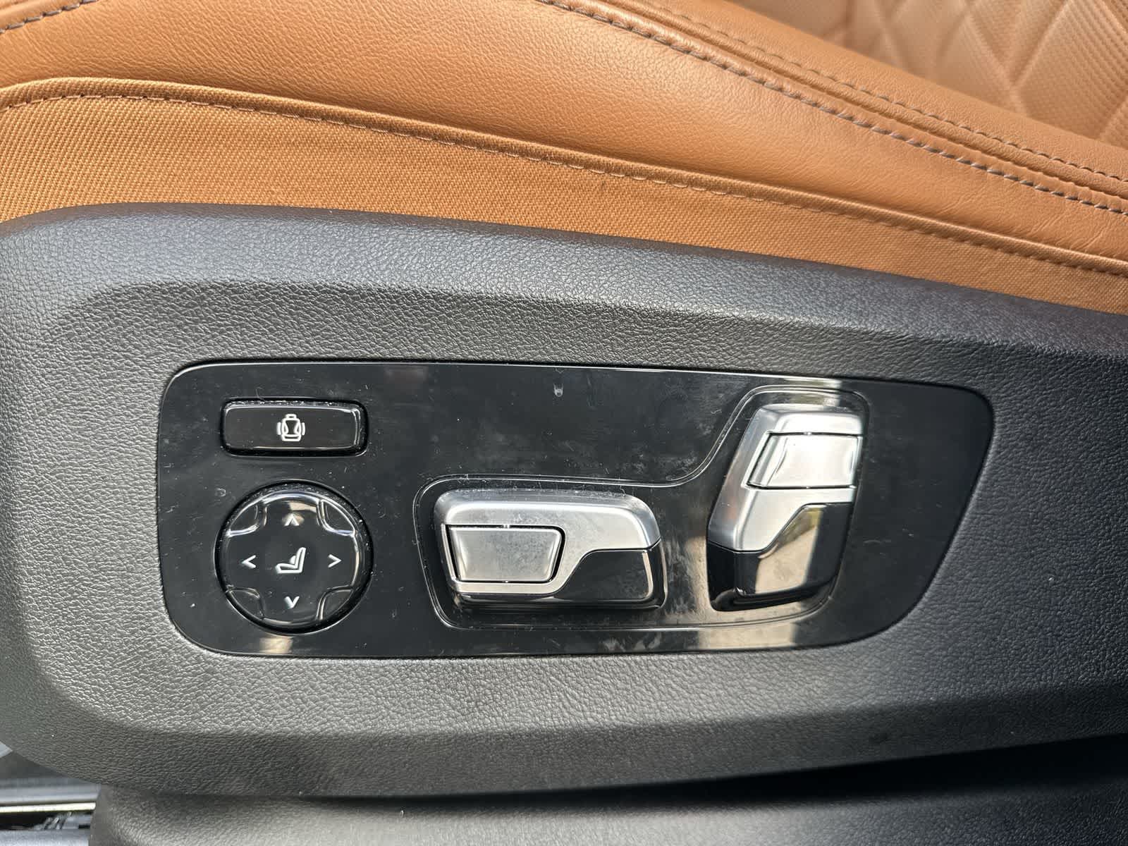 Thumbnail: 2023 BMW X7 - 22