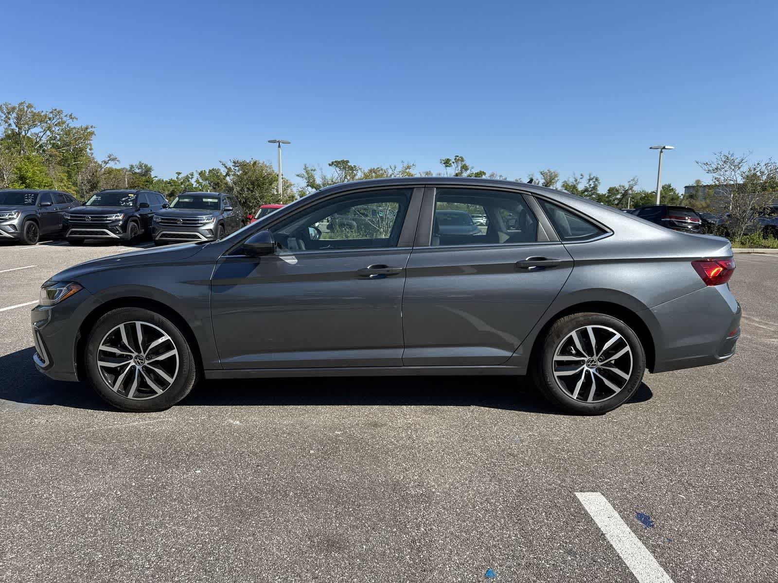 Thumbnail: 2026 Volkswagen Jetta - 3