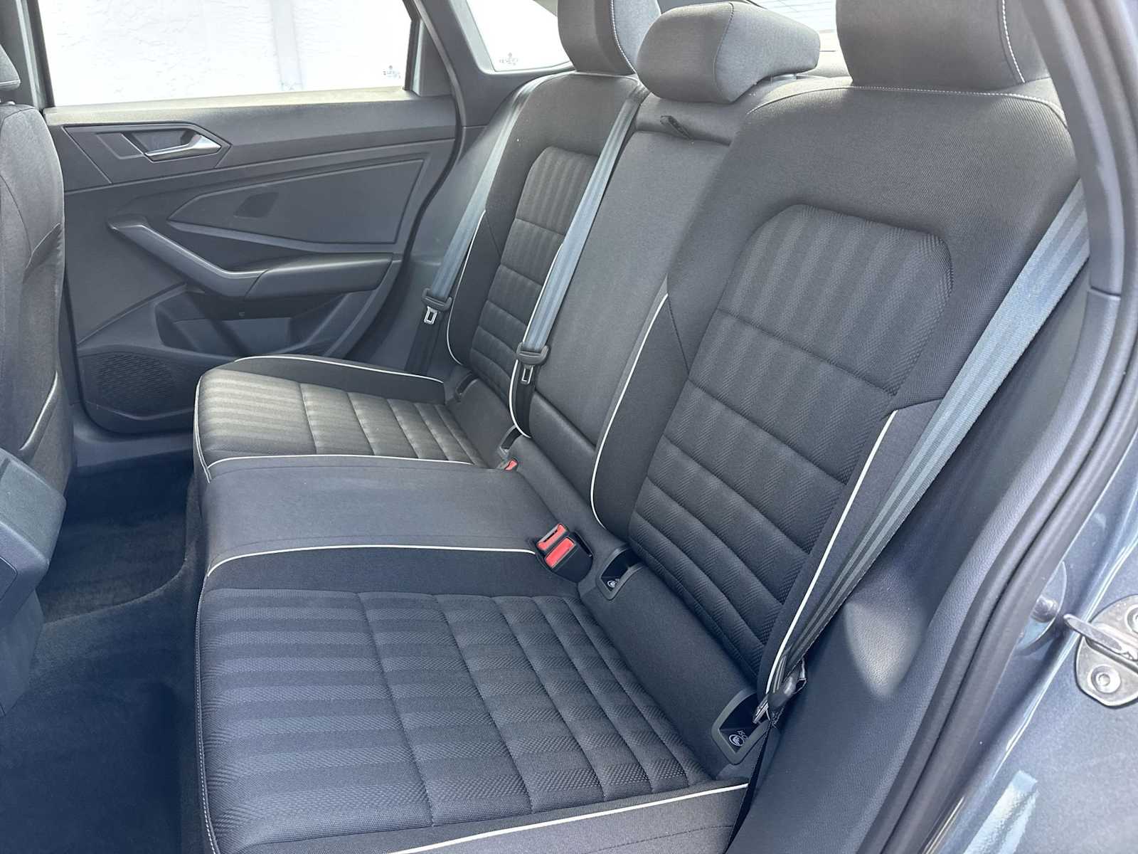 Thumbnail: 2024 Volkswagen Jetta - 17