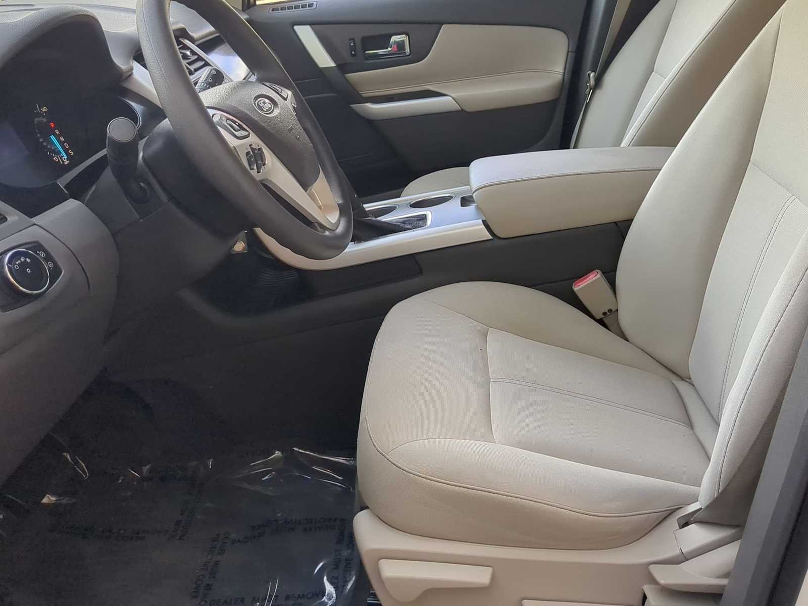 Thumbnail: 2013 Ford Edge - 15