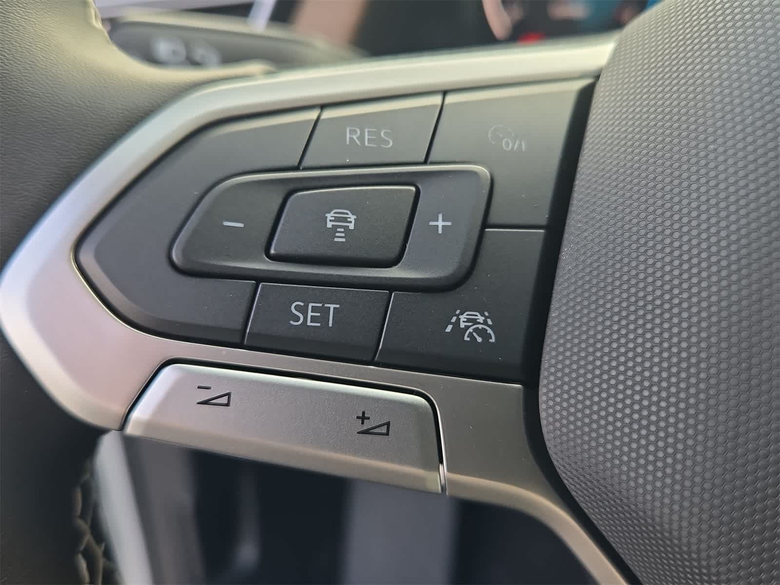 Thumbnail: 2026 Volkswagen Atlas - 23