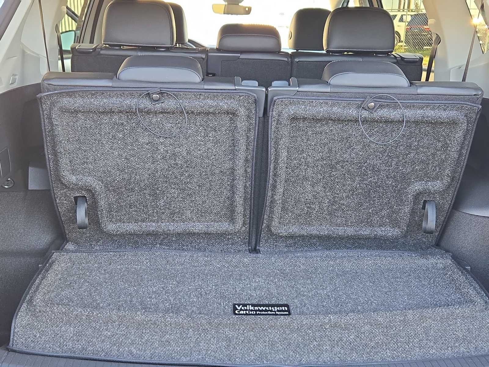 Thumbnail: 2024 Volkswagen Tiguan - 31