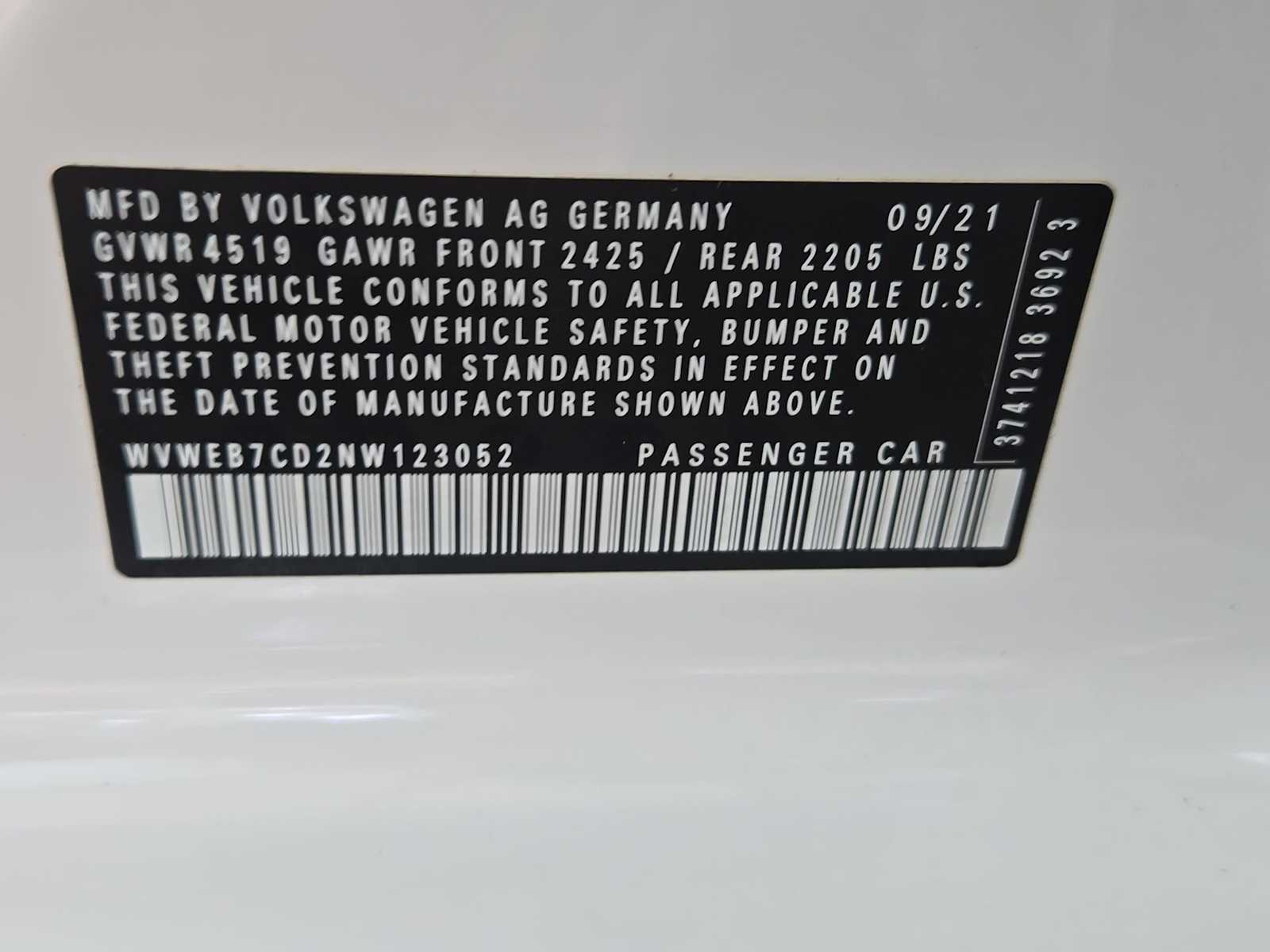 Thumbnail: 2022 Volkswagen Golf - 38