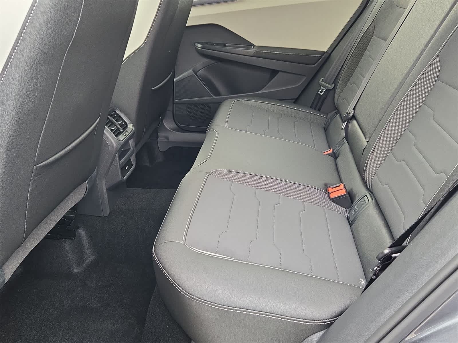 Thumbnail: 2025 Volkswagen Taos - 20