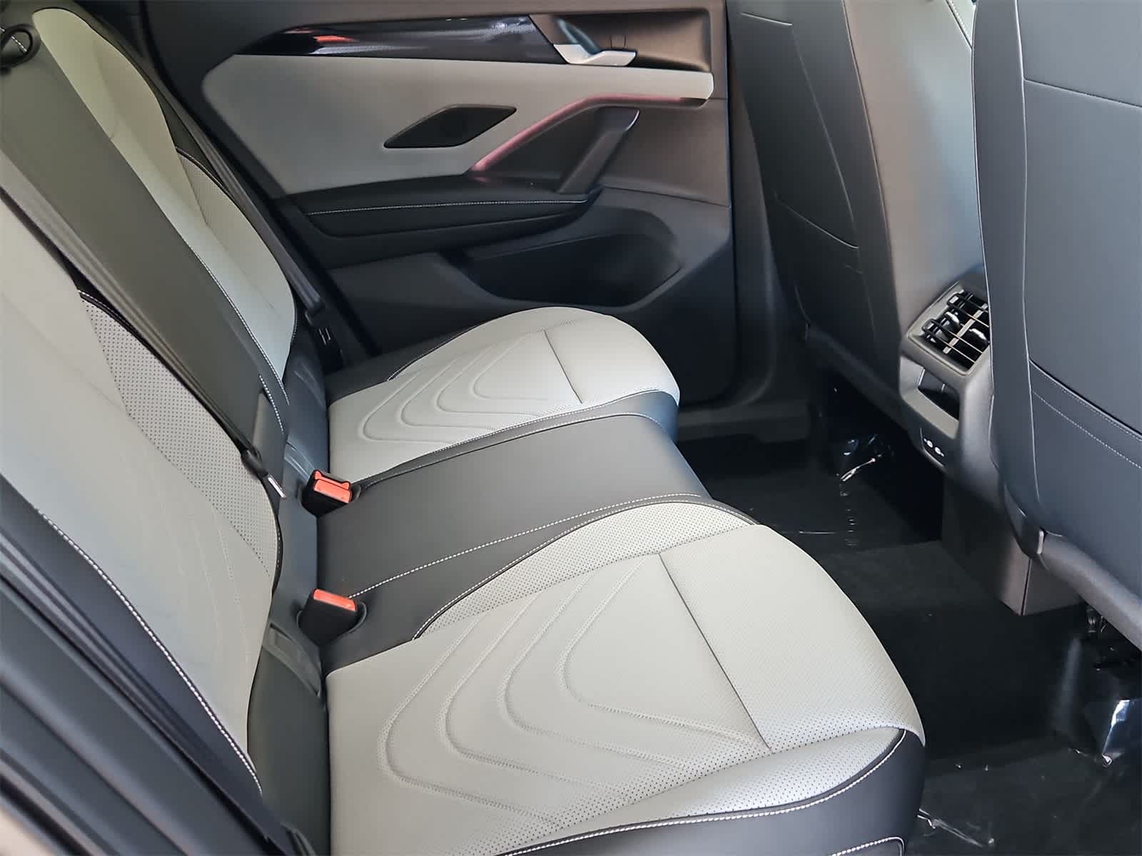 Thumbnail: 2026 Volkswagen Tiguan - 22