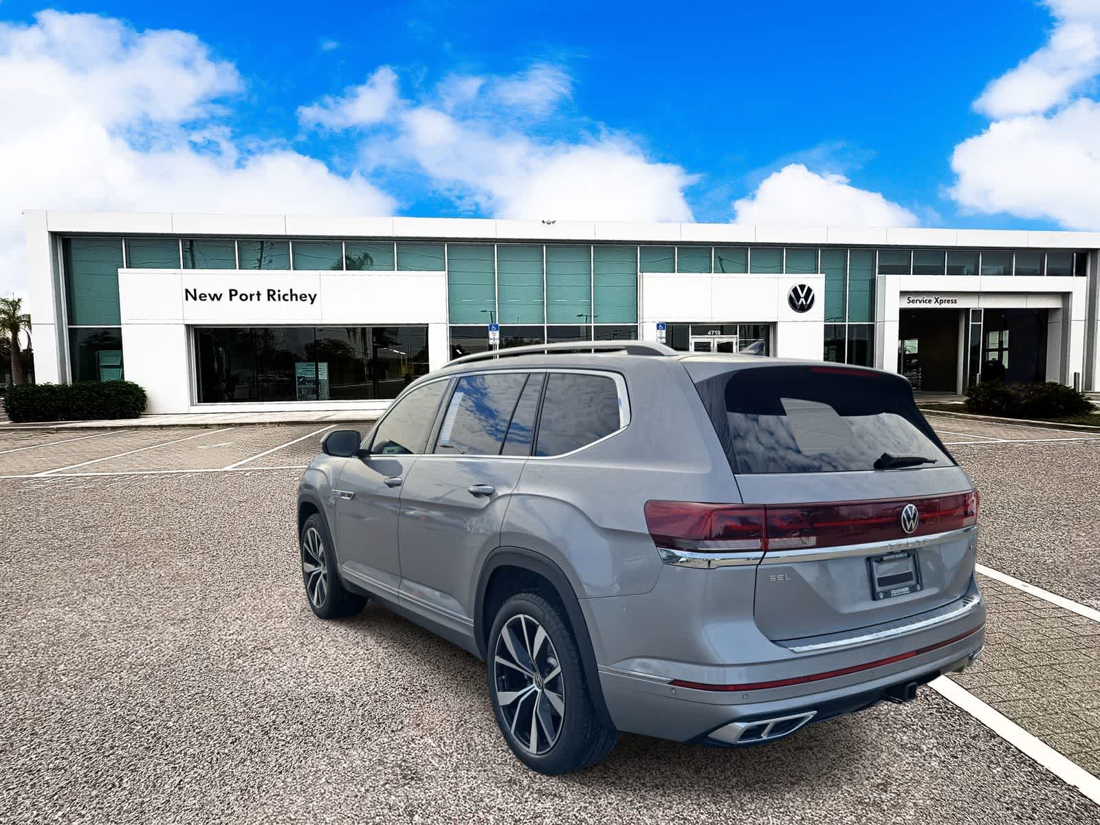 Thumbnail: 2026 Volkswagen Atlas - 6