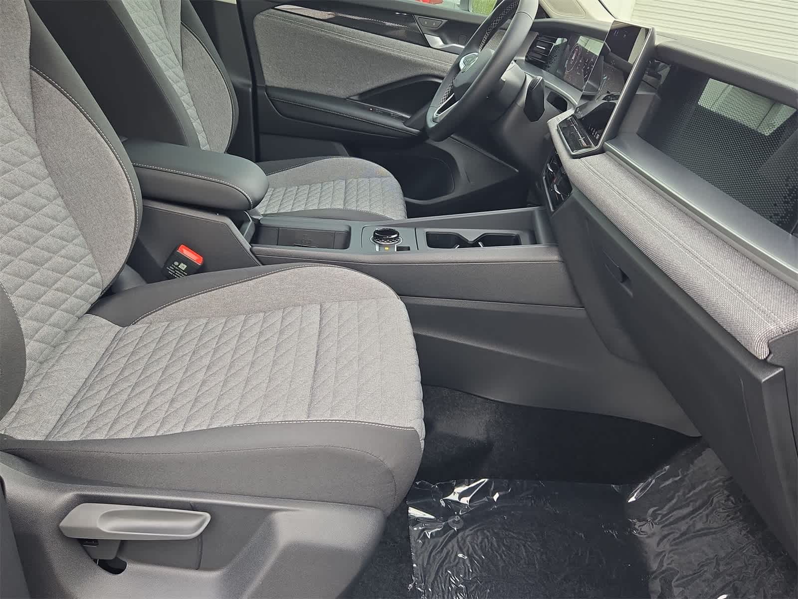 Thumbnail: 2026 Volkswagen Tiguan - 21