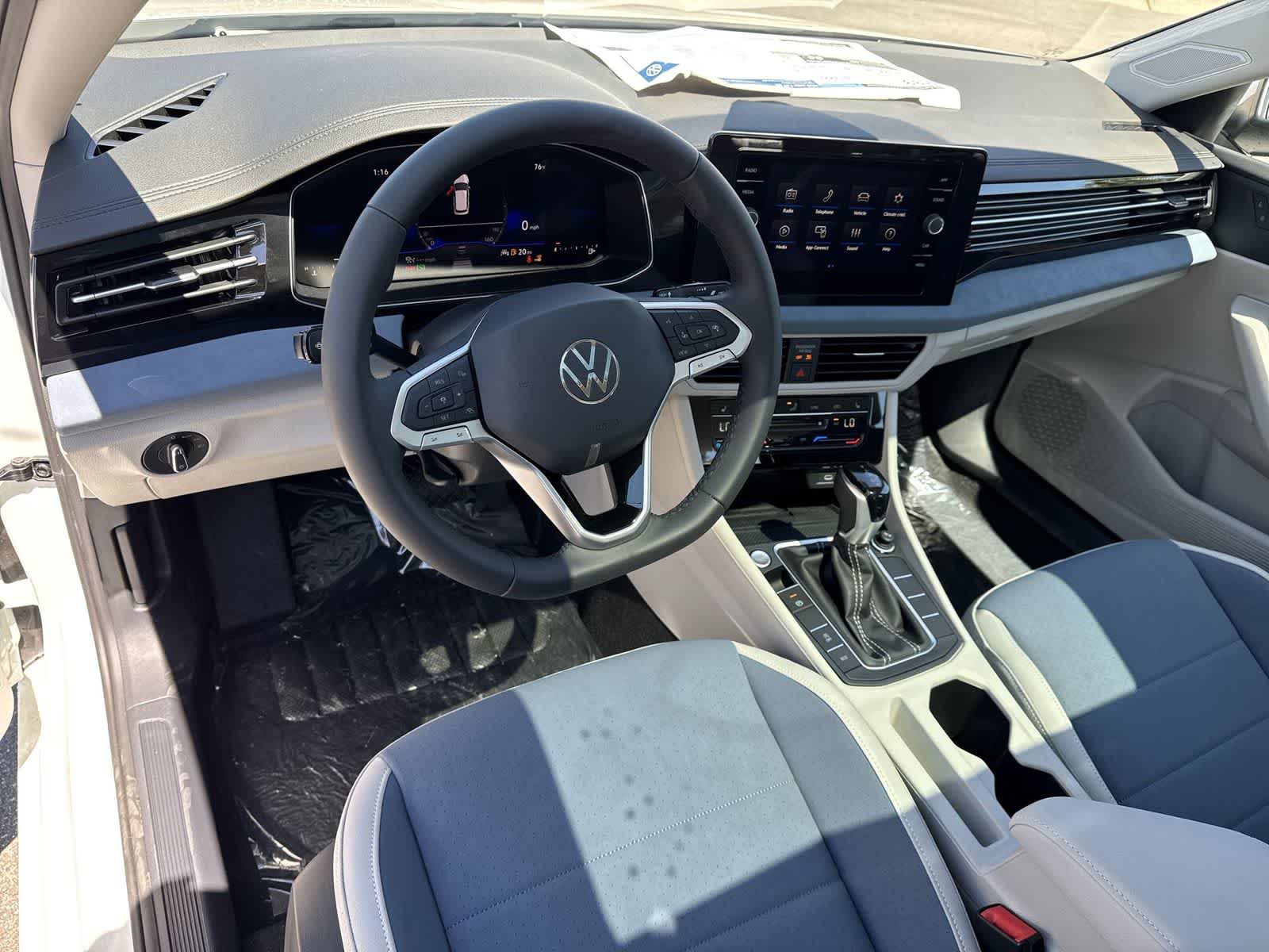 Thumbnail: 2026 Volkswagen Jetta - 2