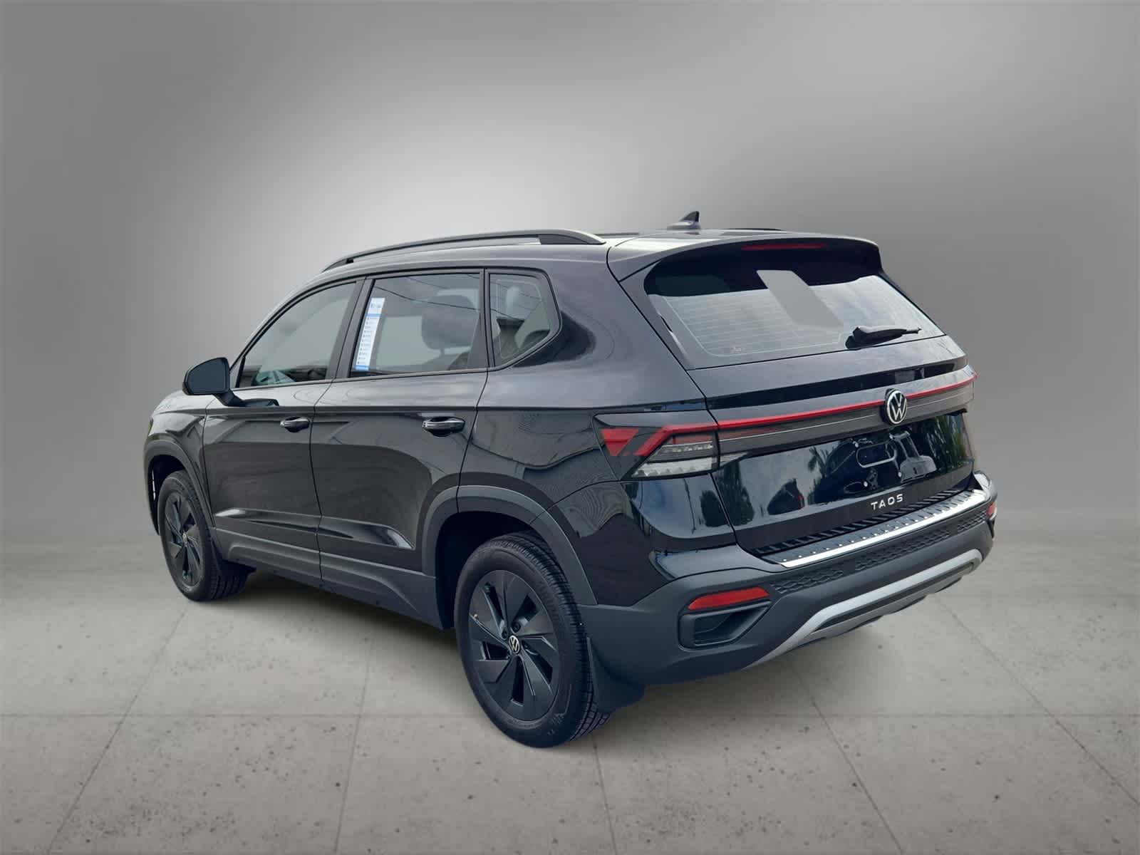 Thumbnail: 2025 Volkswagen Taos - 6