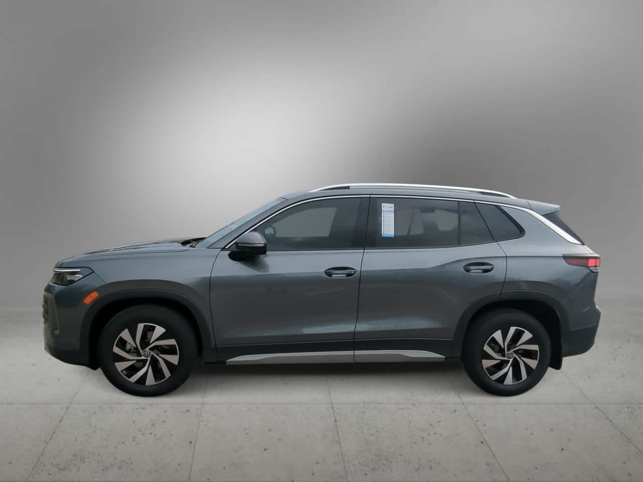 Thumbnail: 2025 Volkswagen Tiguan - 5