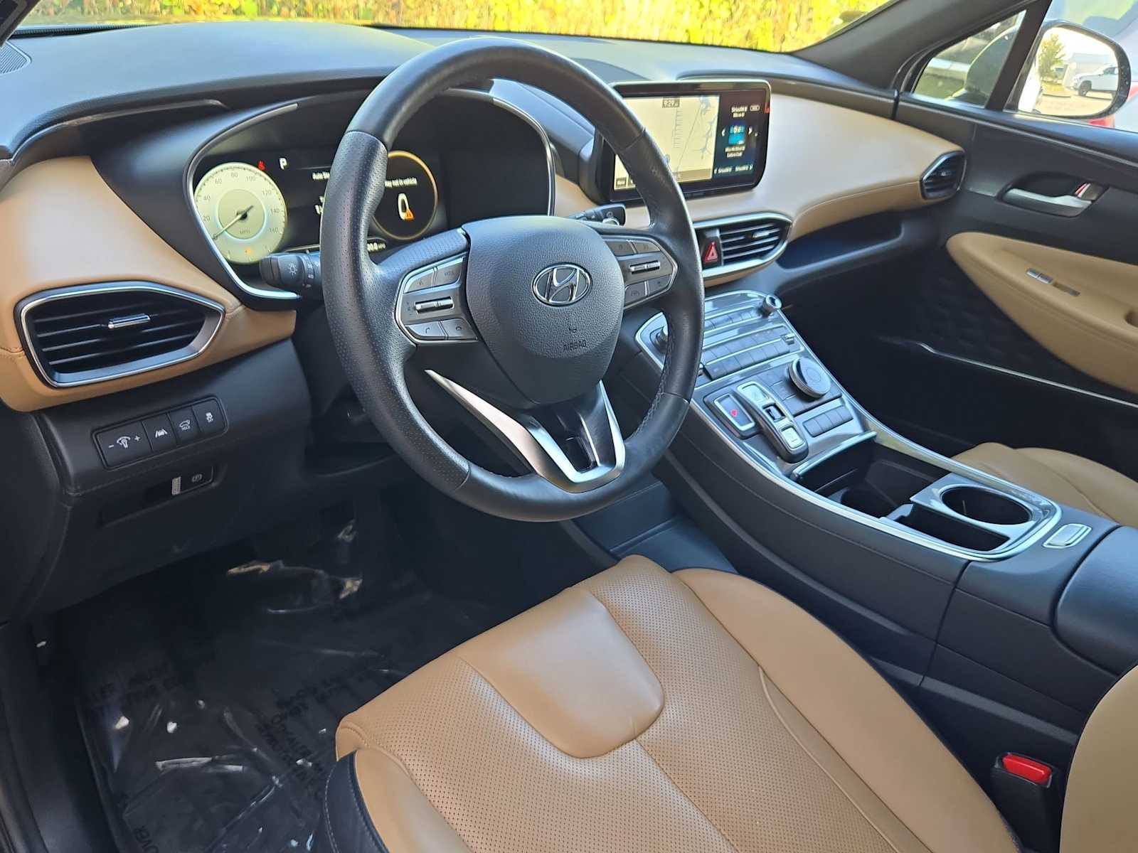 Thumbnail: 2023 Hyundai Santa Fe - 10