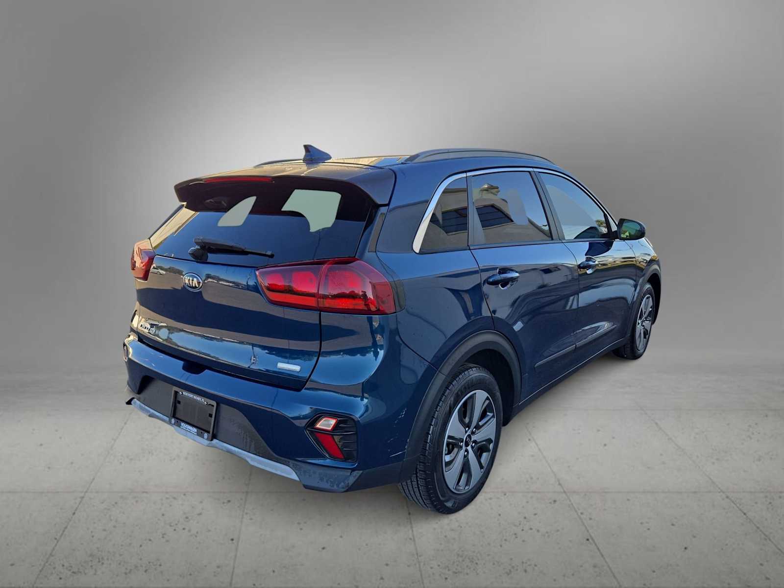 Thumbnail: 2021 Kia Niro - 8