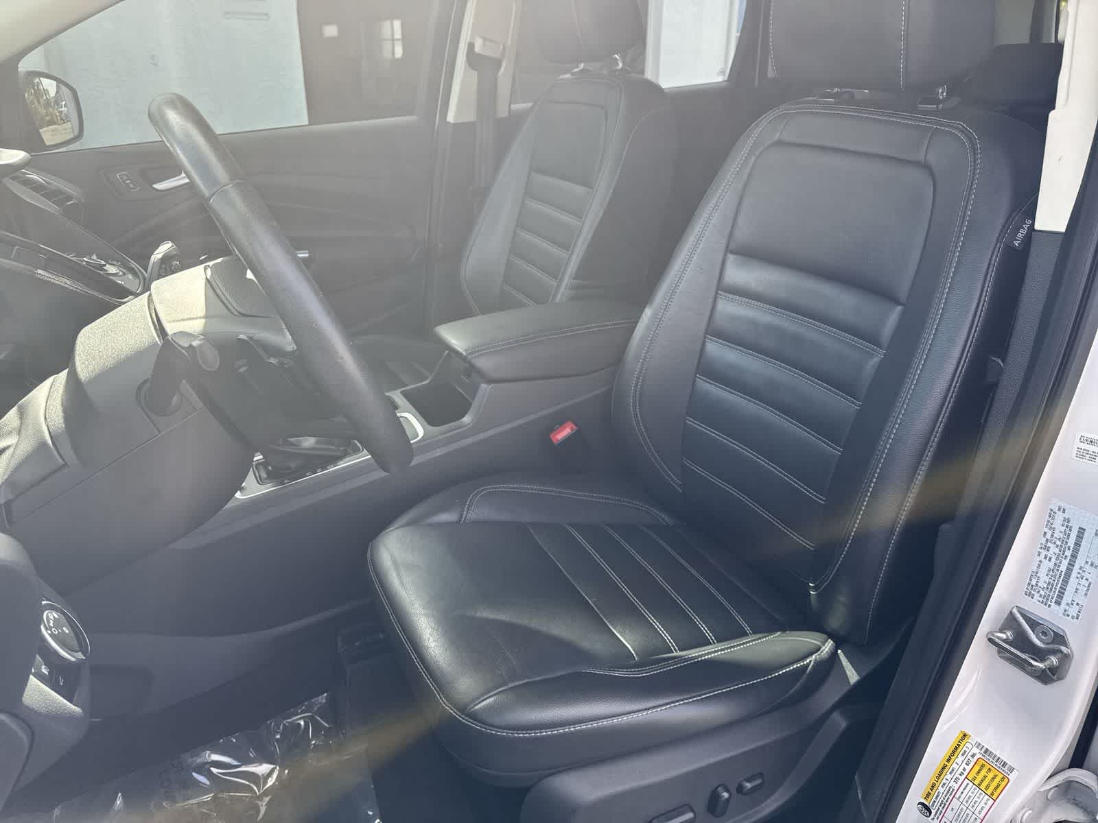 Thumbnail: 2017 Ford Escape - 31