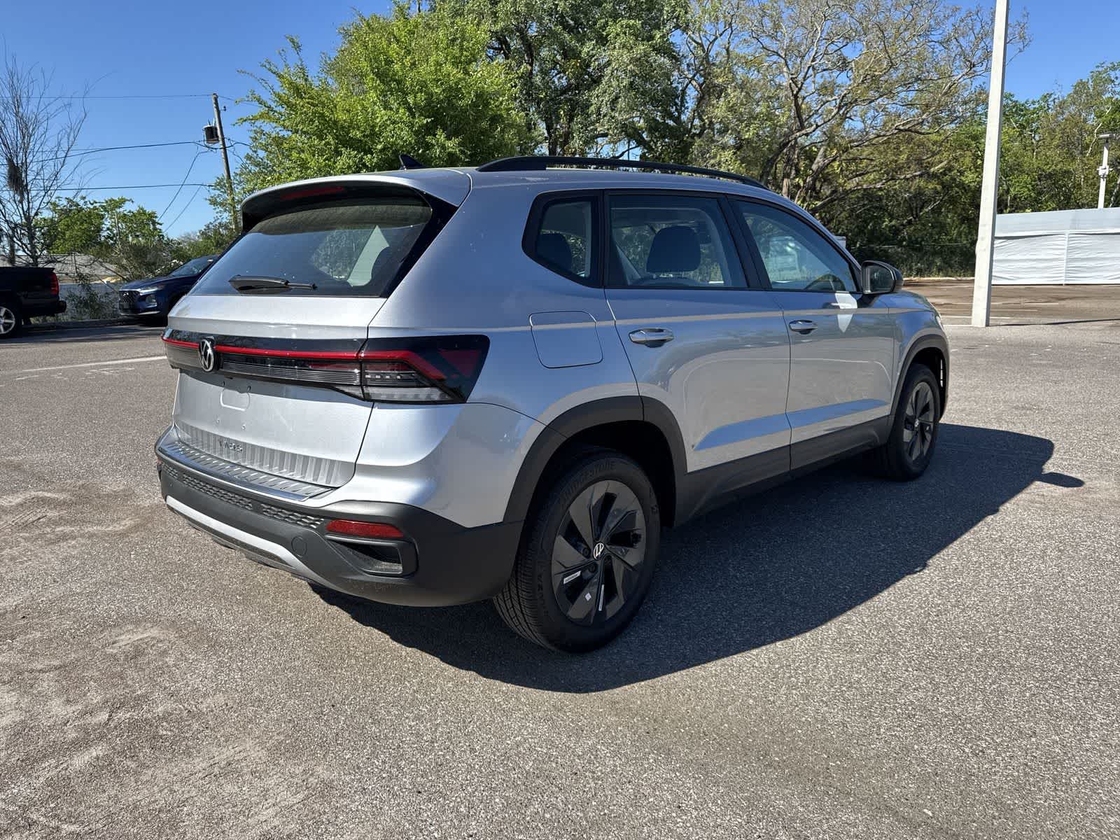 Thumbnail: 2026 Volkswagen Taos - 6