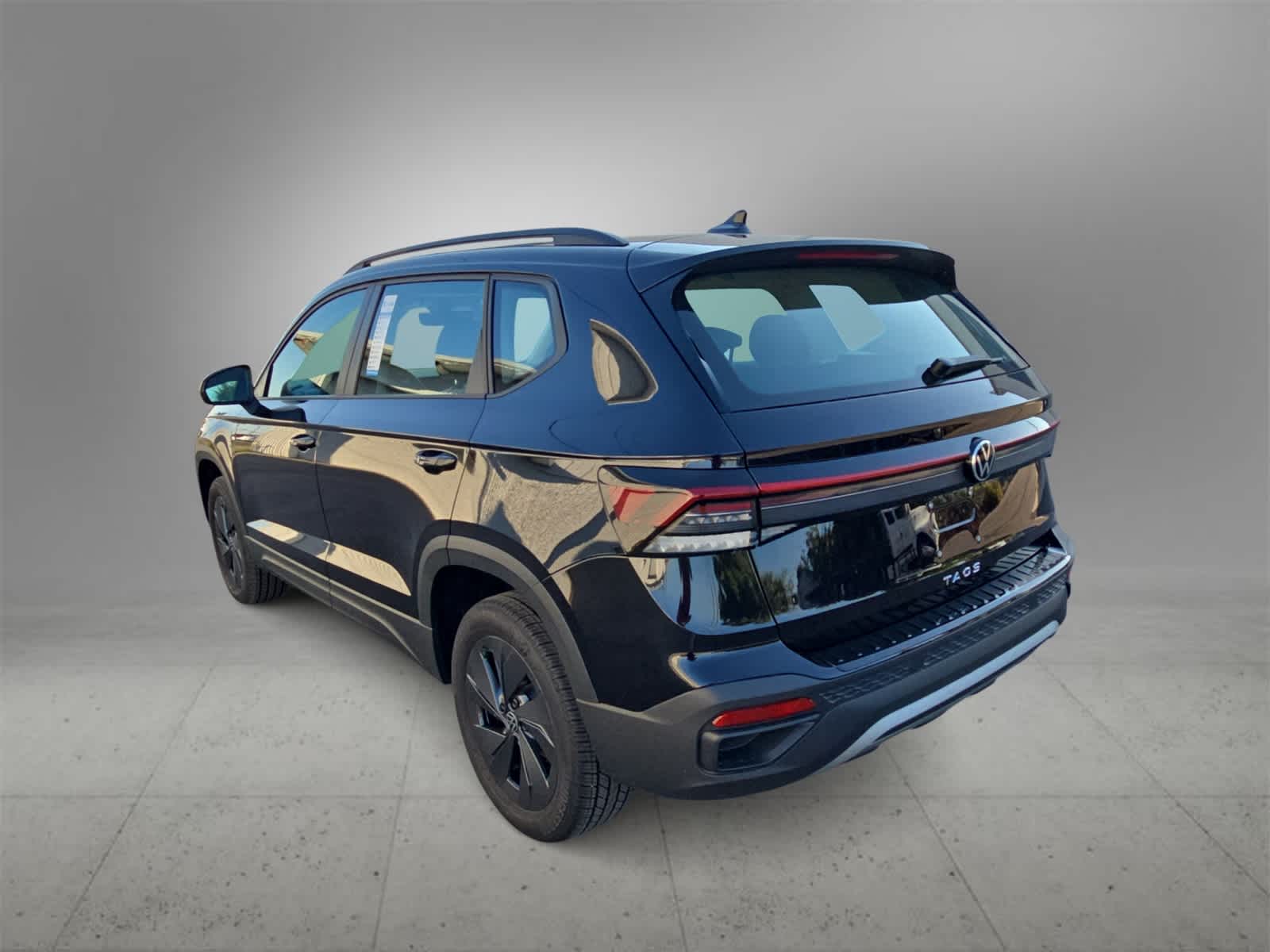 Thumbnail: 2025 Volkswagen Taos - 6