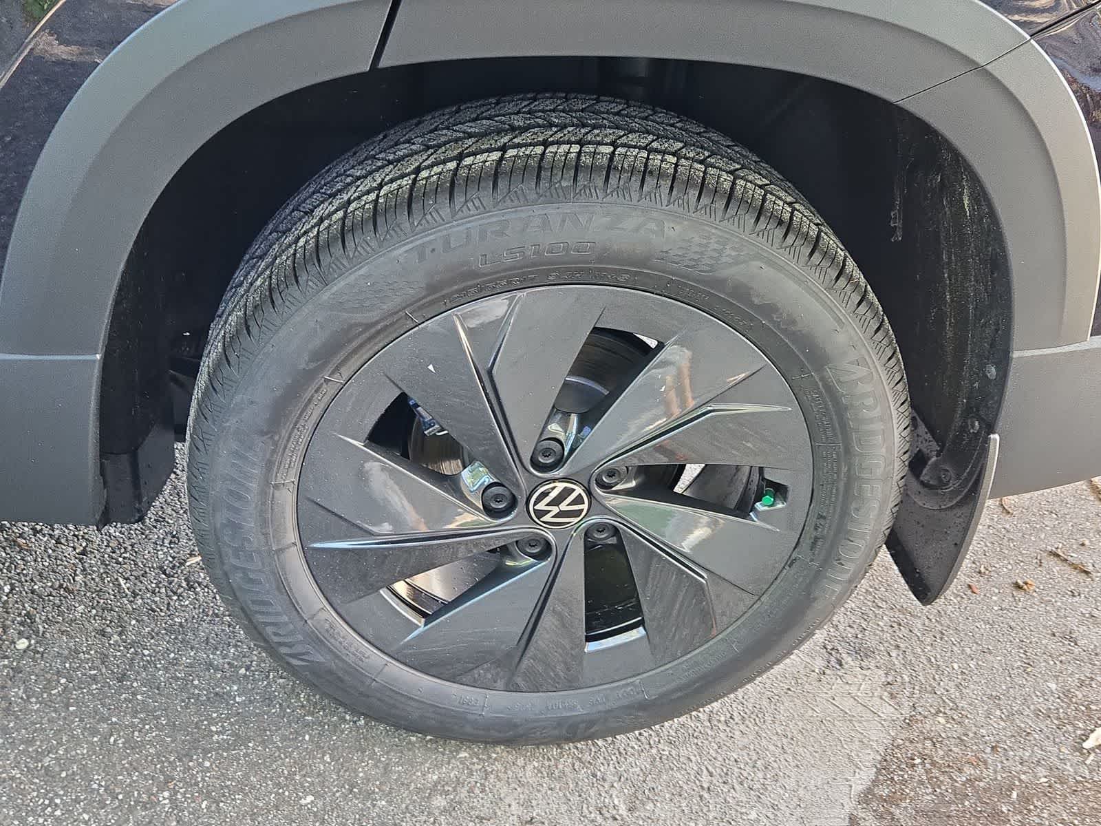 Thumbnail: 2025 Volkswagen Taos - 14