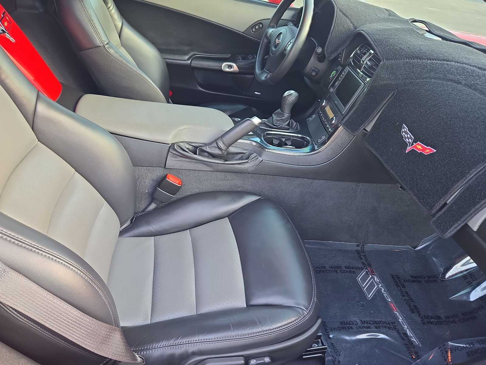 Thumbnail: 2010 Chevrolet Corvette - 15