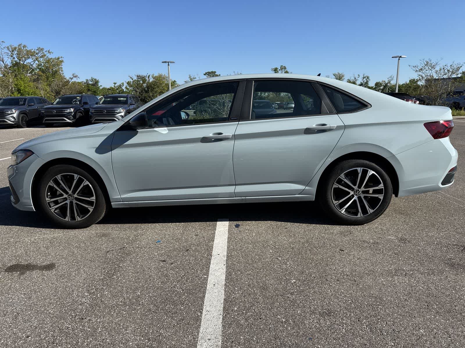 Thumbnail: 2026 Volkswagen Jetta - 3