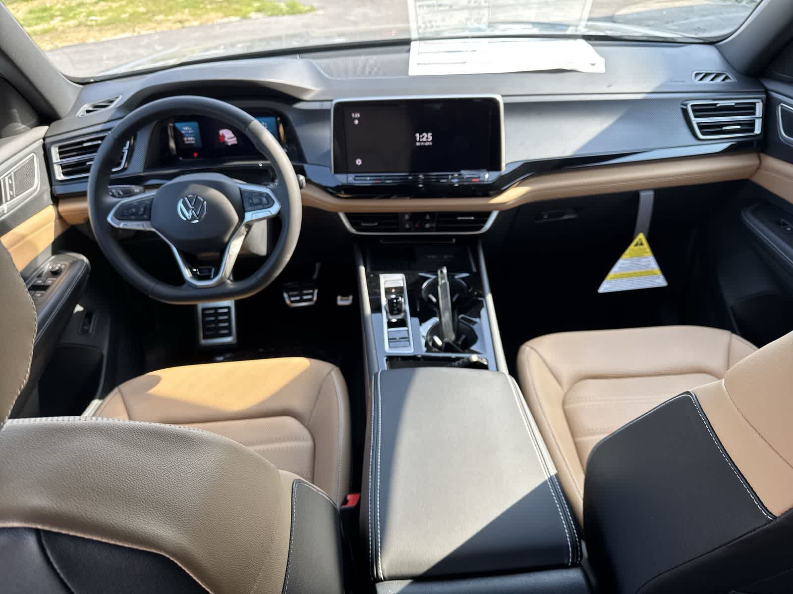 Thumbnail: 2026 Volkswagen Atlas - 14