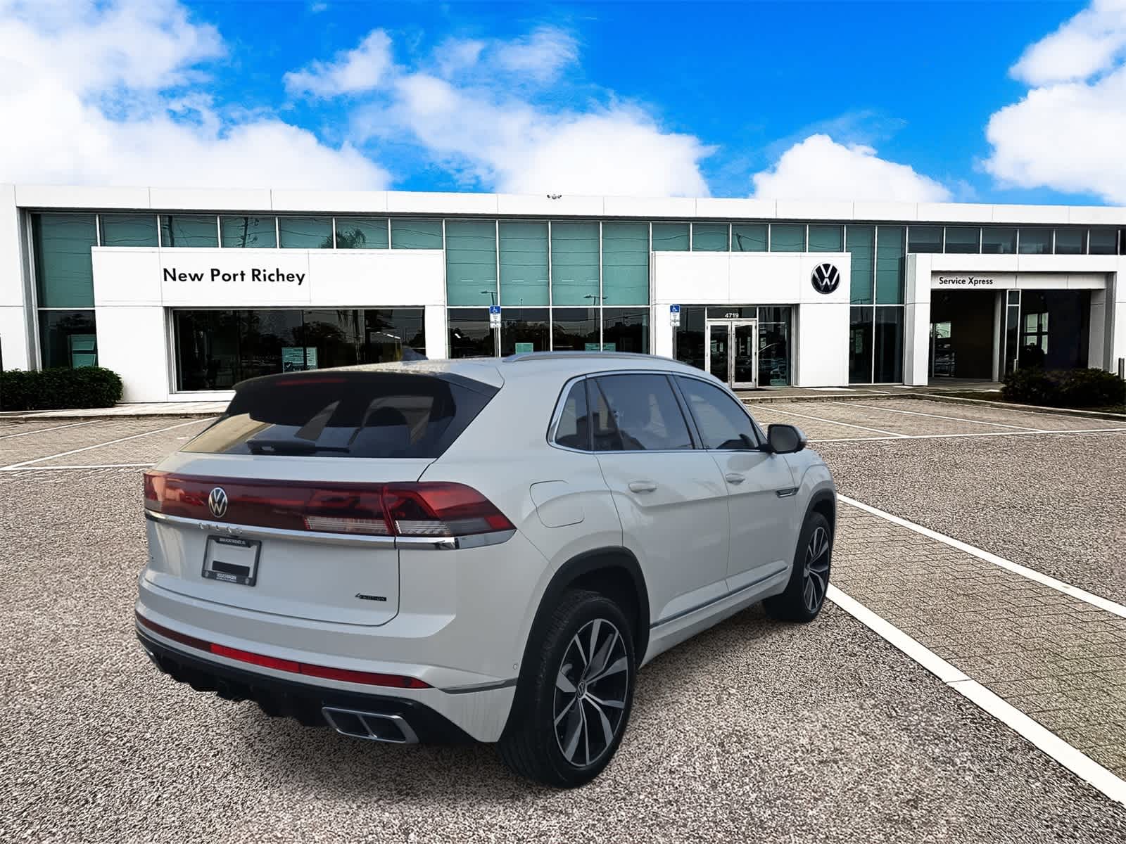 Thumbnail: 2026 Volkswagen Atlas - 8