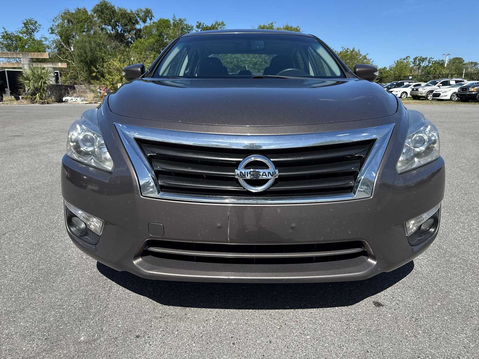 Thumbnail: 2015 Nissan Altima - 9