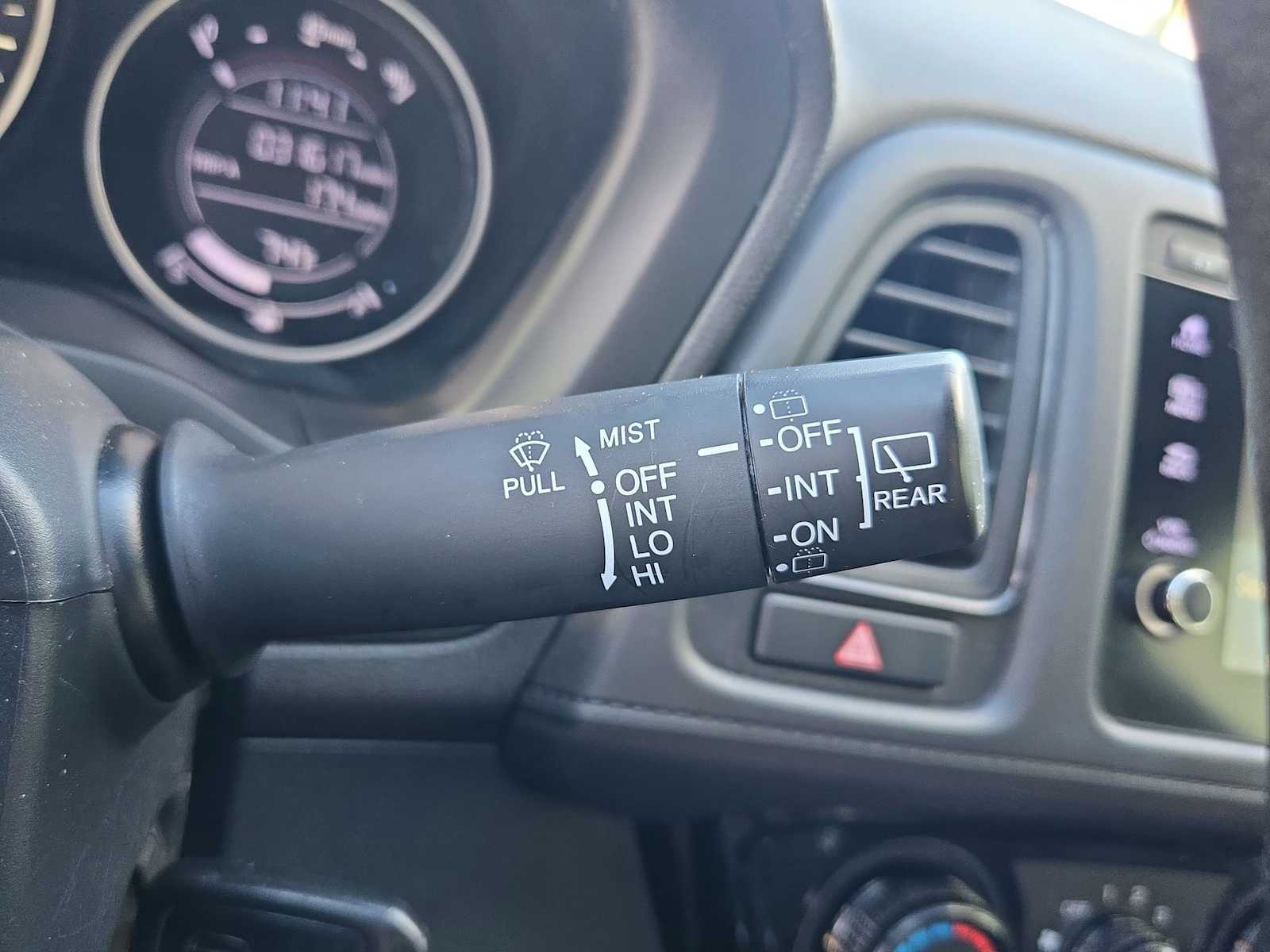 Thumbnail: 2022 Honda HR-V - 22