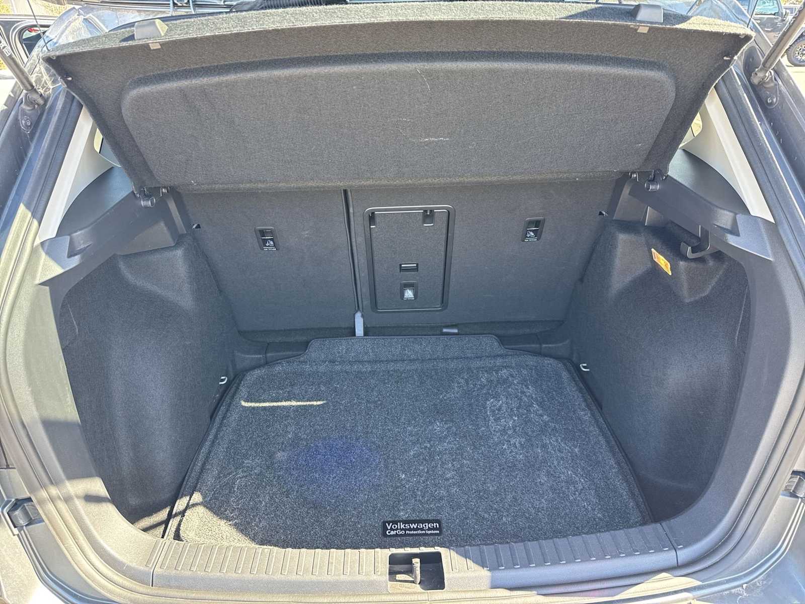 Thumbnail: 2023 Volkswagen Taos - 28