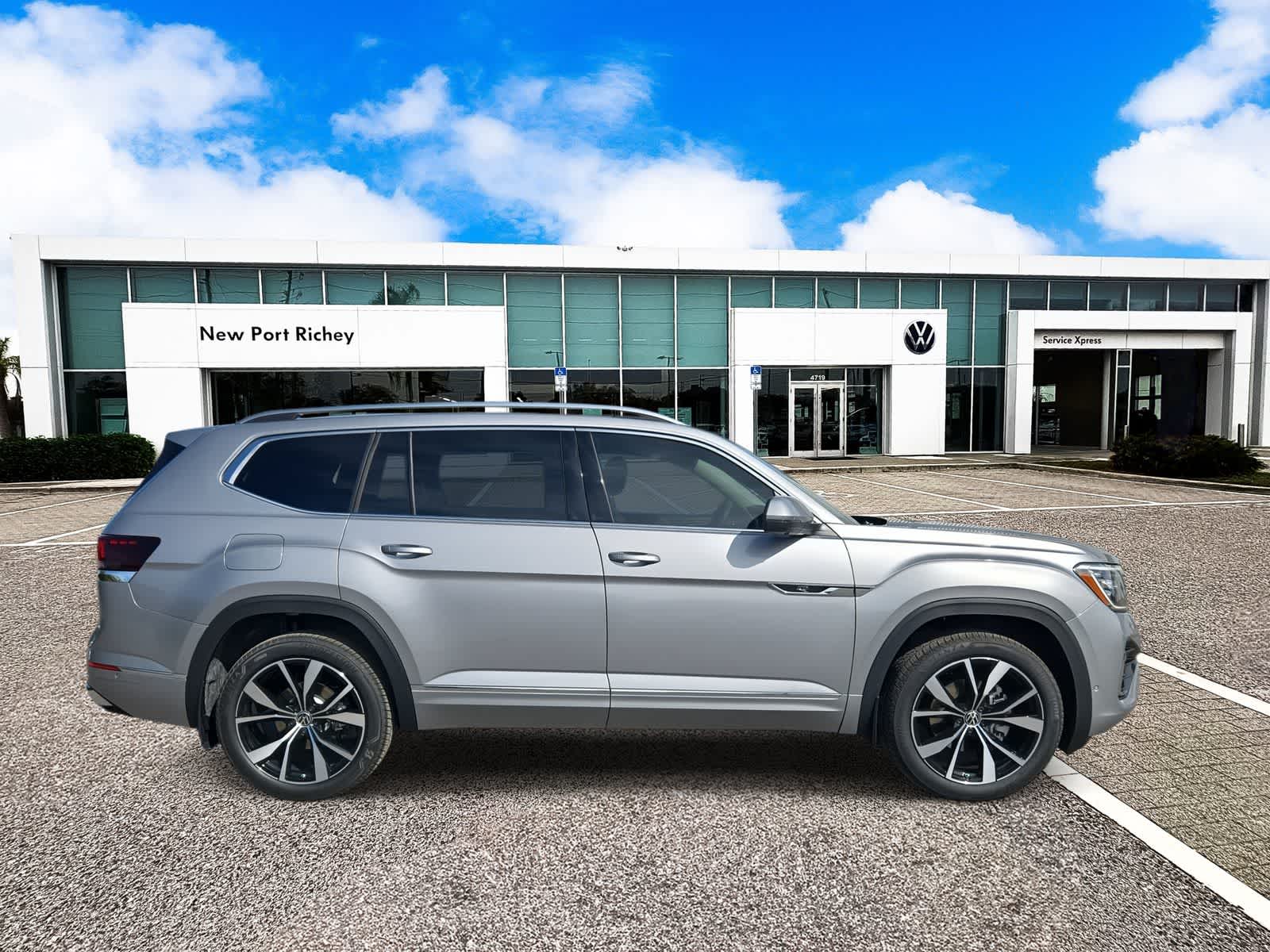 Thumbnail: 2026 Volkswagen Atlas - 9