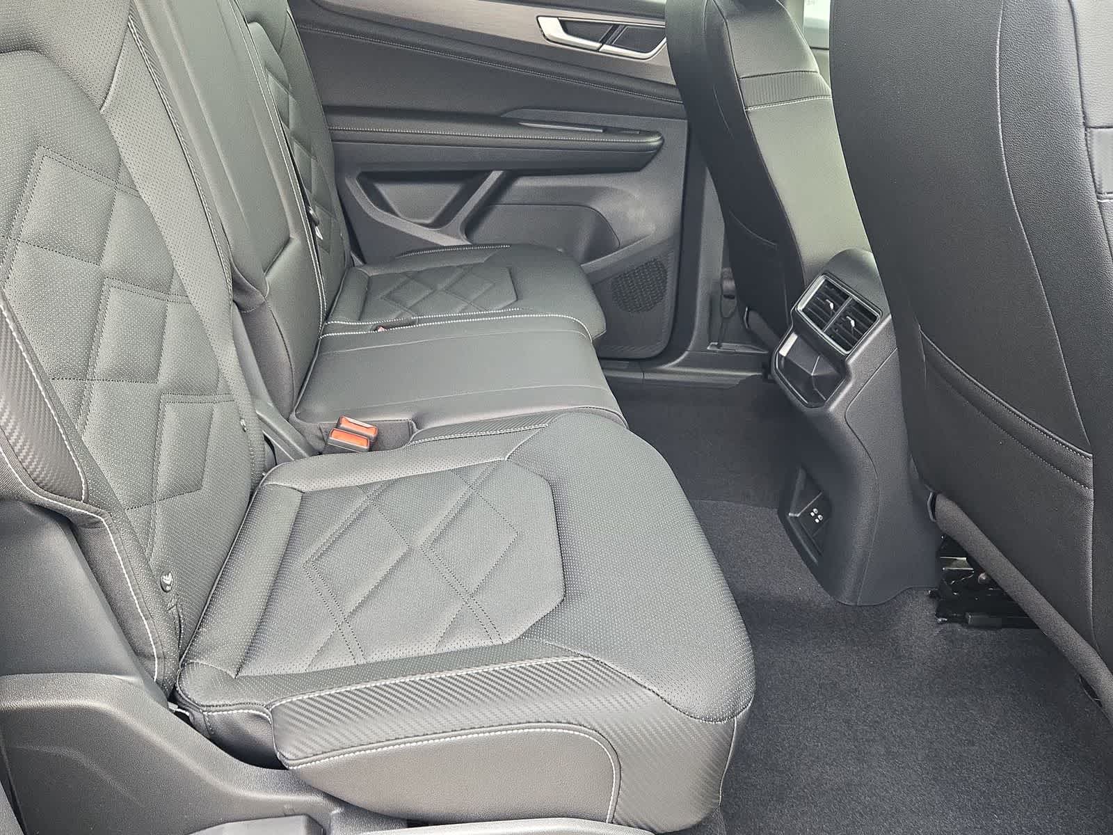 Thumbnail: 2026 Volkswagen Atlas - 20