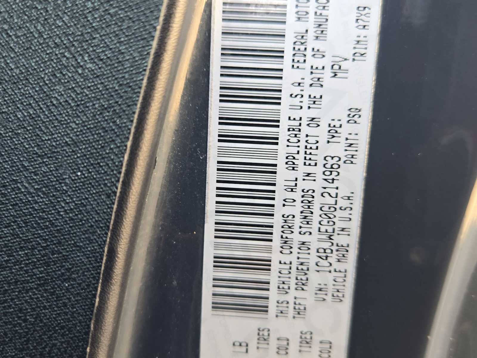 Thumbnail: 2016 Jeep Wrangler - 32