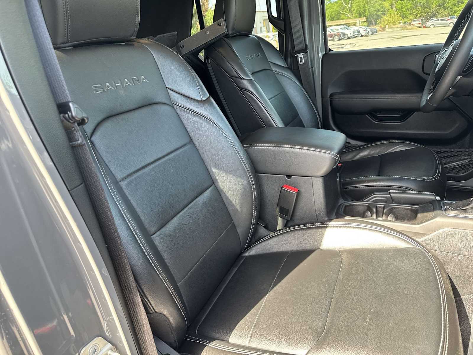 Thumbnail: 2023 Jeep Wrangler - 17