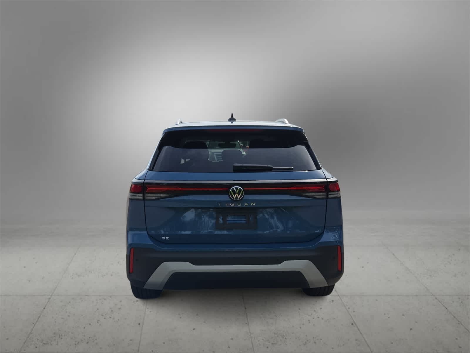 Thumbnail: 2025 Volkswagen Tiguan - 7