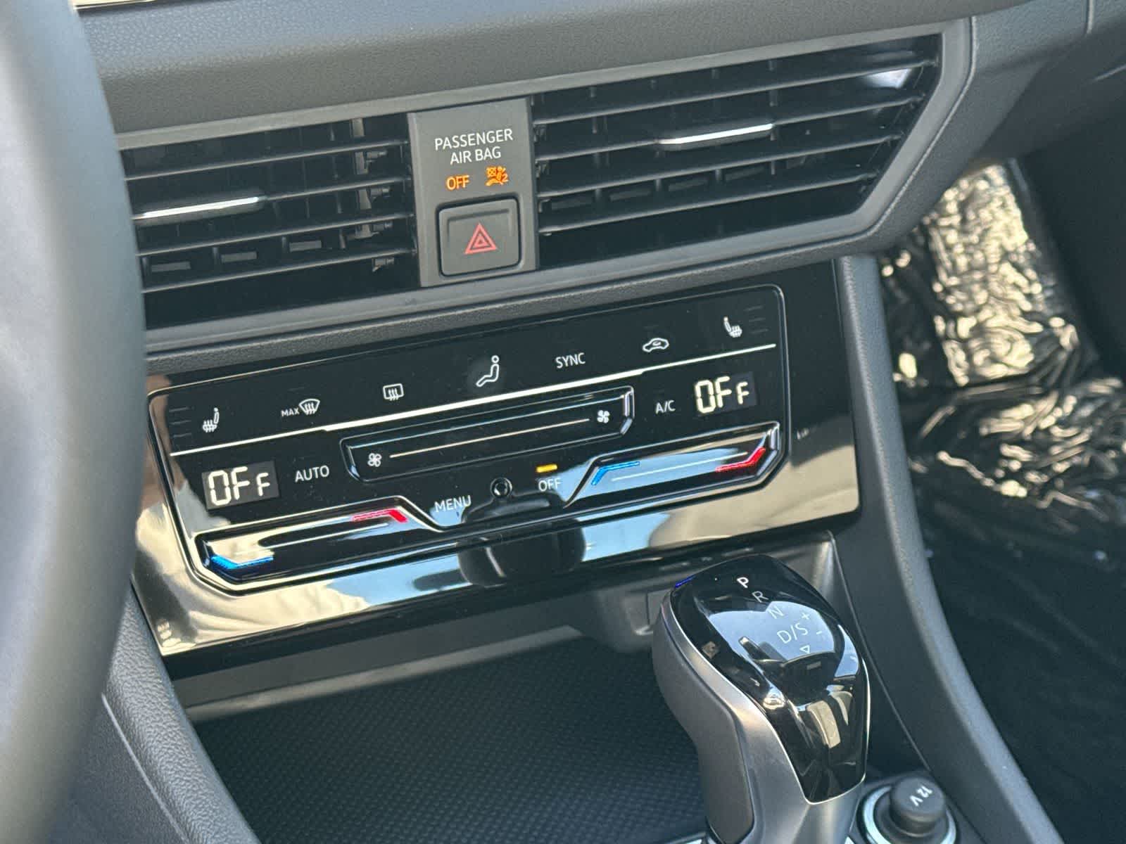 Thumbnail: 2026 Volkswagen Jetta - 26